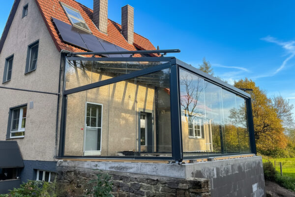 Glashaus "SDL Alerio" von Solarlux montiert in Dörentrup von Streit Lemgo