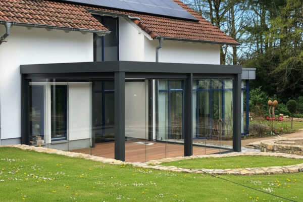 Terrassendach "SDL Acubis" von Solarlux montiert in Detmold (Hiddesen) von Streit Lemgo