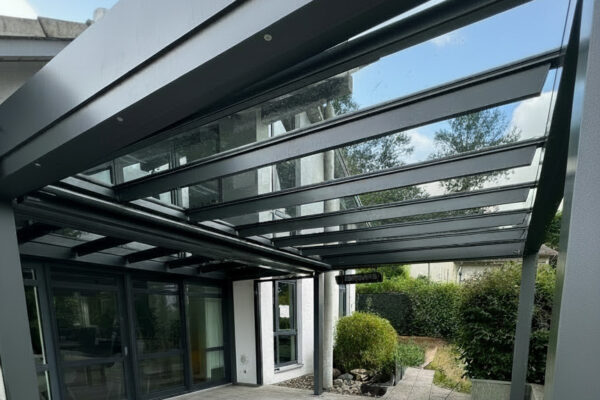 Terrassendach "SDL Acubis" von Solarlux montiert in Höxter von Streit Lemgo